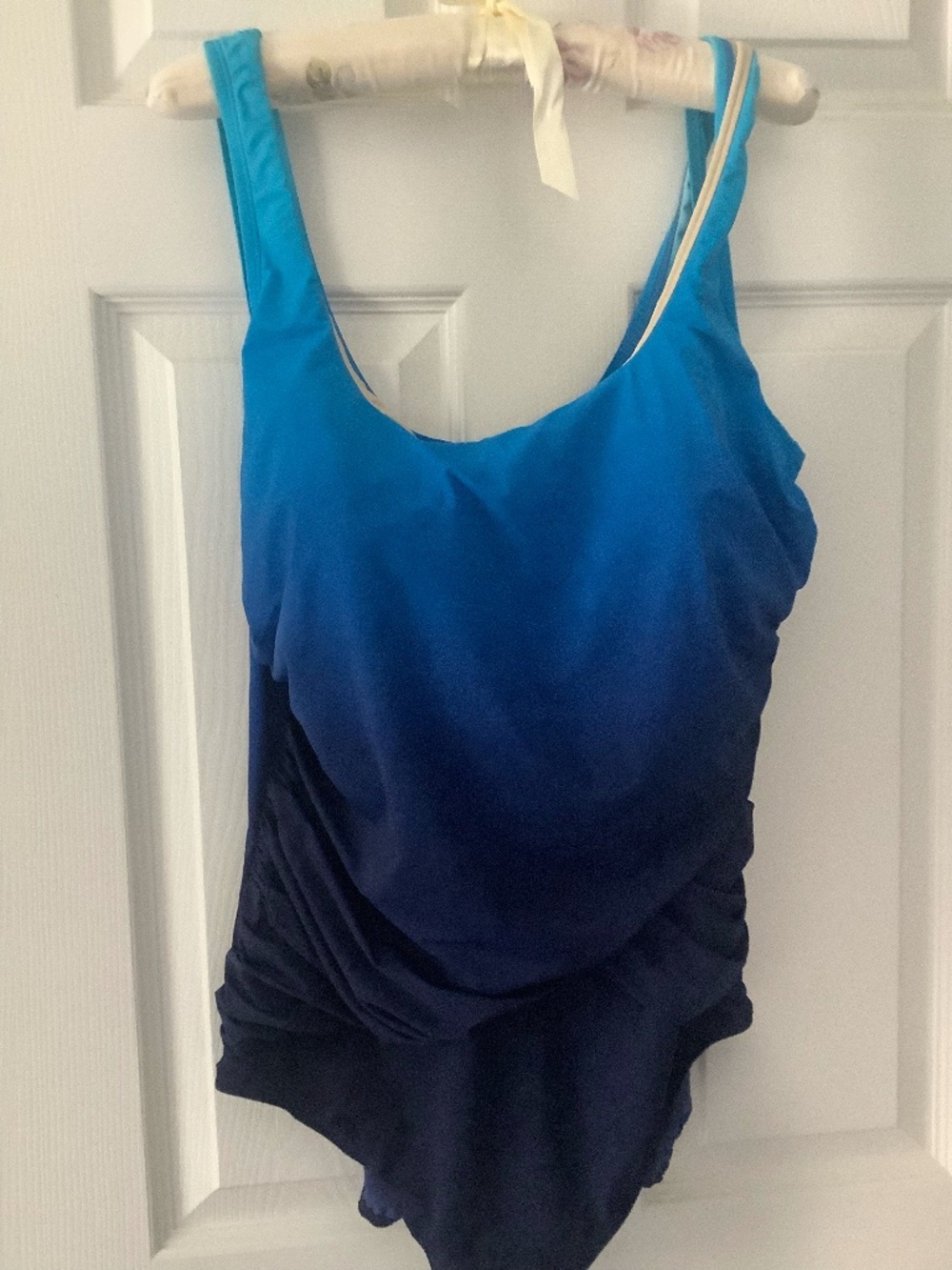 Lands' End Women's Plus Size Long Torso Tugless One Piece Swimsuit 20WL